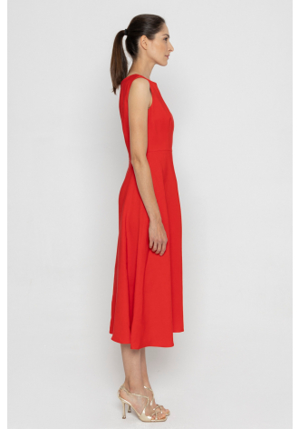 Red sleeveless dress with a flared bottom 