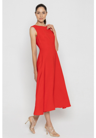 Red sleeveless dress with a flared bottom 