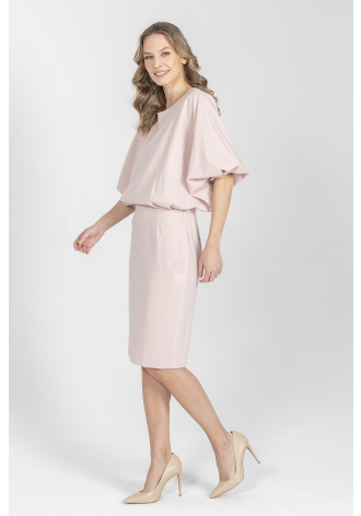 Elegancka efektowna sukienka w kolorze pudrowego różu