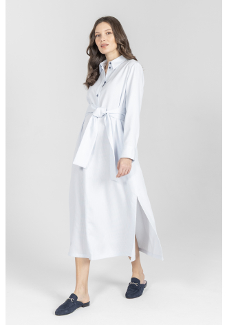 Biznesowa sukienka z wiązaniem w pasie w kolorze błękitnym