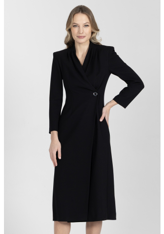 Czarna elegancka sukienka w konwencji płaszcza