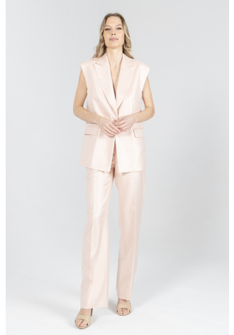 Kamizelka w kolorze pudrowego różu
