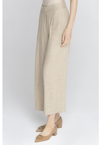 Szerokie spodnie w odcieniu beżowym