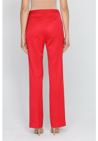 Elegant red trousers with hidden fastening