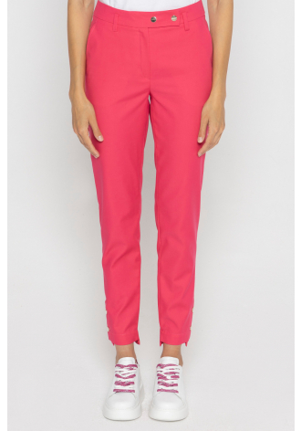 Pink trousers with decorative buttons on the cuffs 