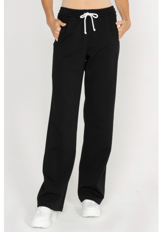  Loose black trousers