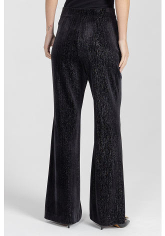 Spodnie w kolorze czarnym z mieniącej się tkaniny