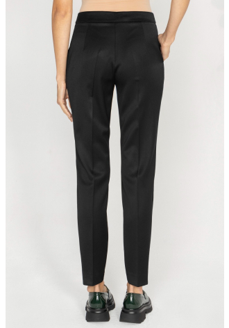 Elegant black slim-leg trousers