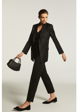 Elegant black slim-leg trousers