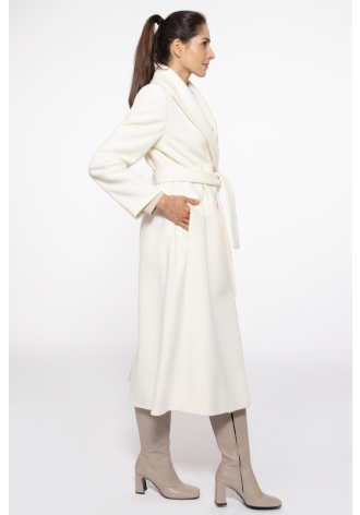 Biały elegancki długi płaszcz