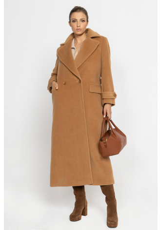 Elegant long camel coat 