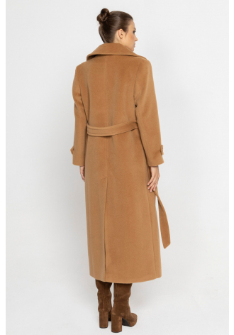 Elegant long camel coat 