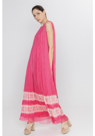 Maxi lekka suknia w kolorze różowym