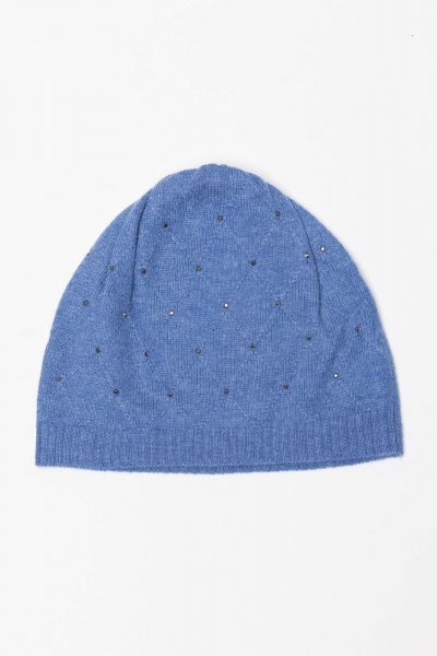 Woollen hat with a diamond pattern