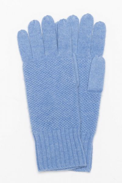 Mittens made from cashmere yarn