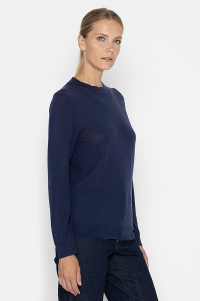 Navy blue woollen sweater