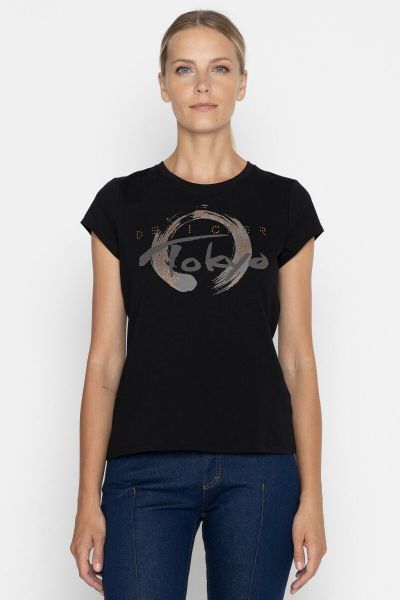 Taliowany, czarny t-shirt z nadrukiem i kryształkami