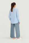  Blue long-sleeved blouse