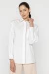 Biała koszula z kontrastującą lamówką 