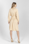 Biznesowa sukienka w kolorze beżowym