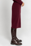 Maroon knitted skirt 