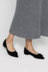  Classic black flat shoes 