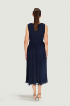 Marineblaues ärmelloses Kleid