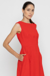 Red sleeveless dress with a flared bottom 