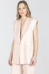 Kamizelka w kolorze pudrowego różu