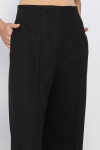 Czarne spodnie z rozszerzoną nogawką