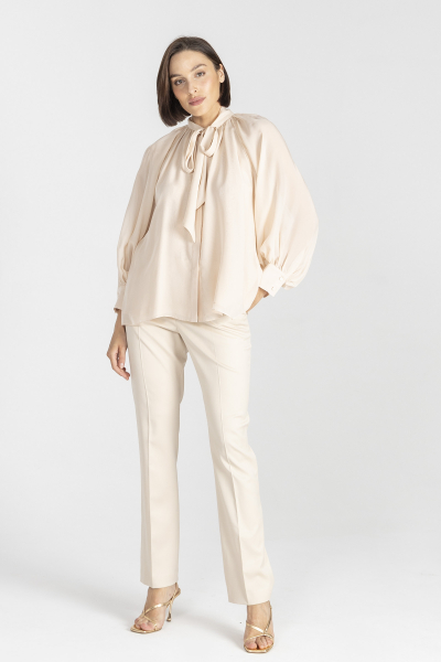 Beige elegant trousers