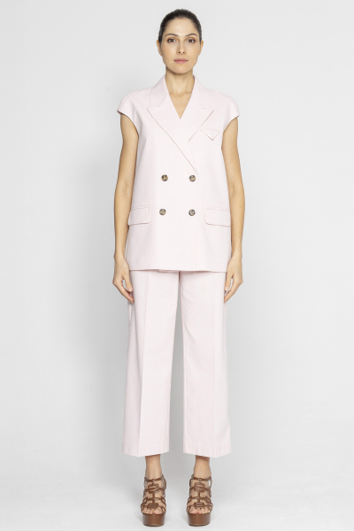 Short-sleeved jacket in powder pink