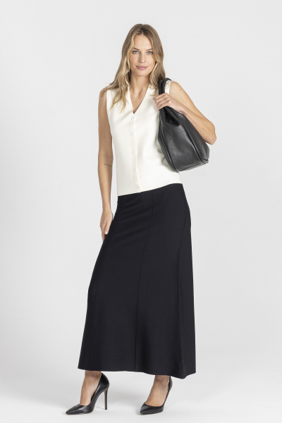 Black knitted maxi skirt