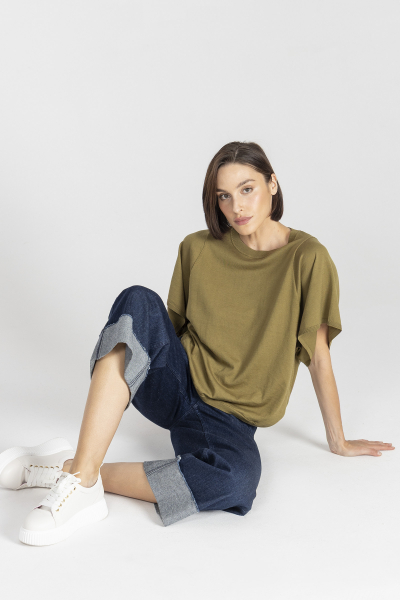  Light brown sweater with 3/4 sleeves