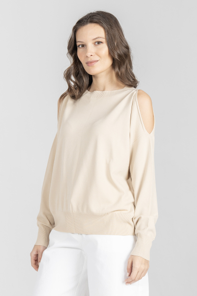 Beżowy sweter z rozcięciami na rękawach