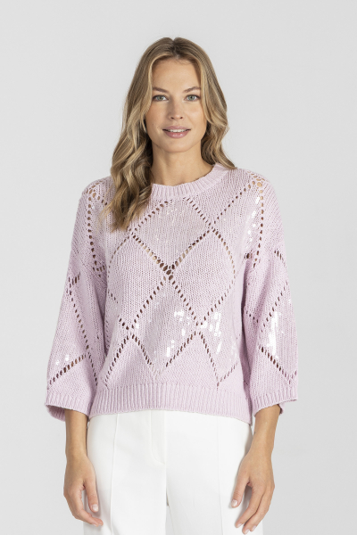 Pink diamond-pattern sweater