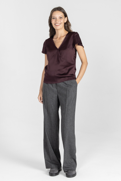 Satin blouse in burgundy