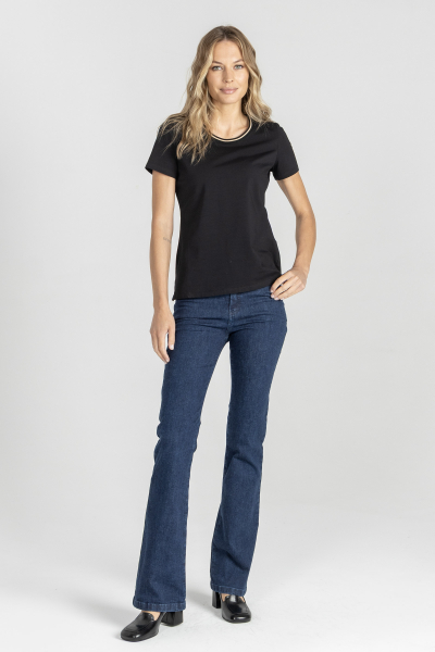 Granatowe klasyczne jeansy