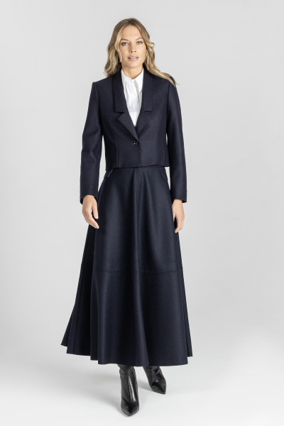 Granatowa rozkloszowana spódnica z wełny