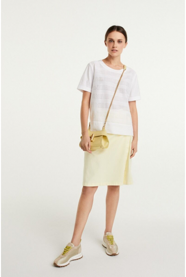  Yellow skirt