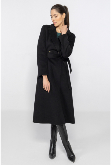 Elegancki flauszowy czarny płaszcz