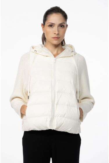 Ecru jacket with knitted sleeves
