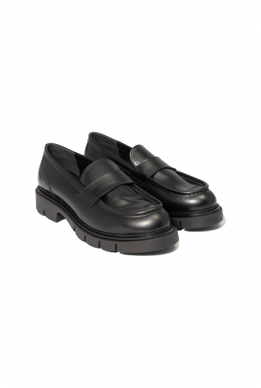 Black moccasins with a thick sole