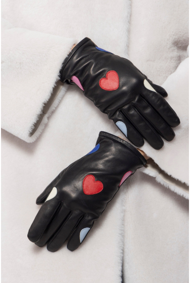 Czarne skórzane rękawiczki z kolorowymi sercami