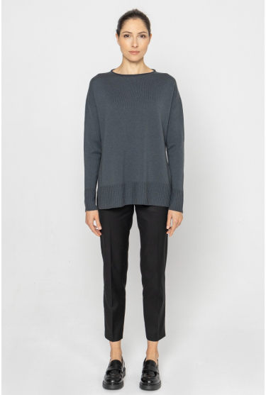 Loose graphite jumper