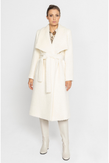 Elegant ecru coat 