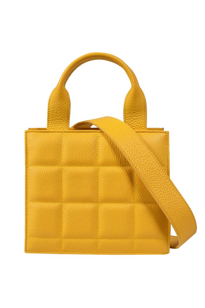 Żółta, prostokątna torebka 